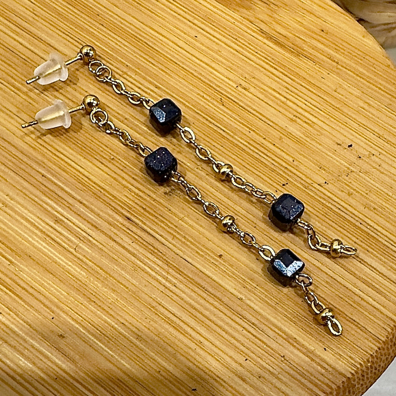 Boucles d'oreilles Sigma argenté (création)