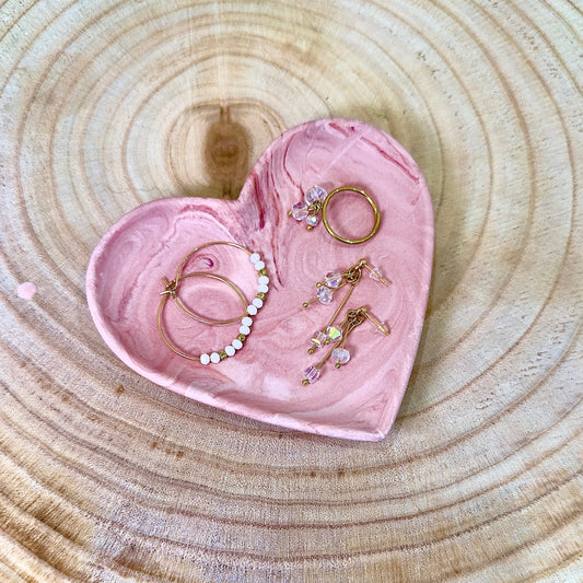 Coupelle à bijoux coeur.